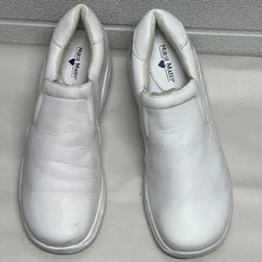 Women’s Nurse Mates Dove Twin-gore Slipon 10M White Leather