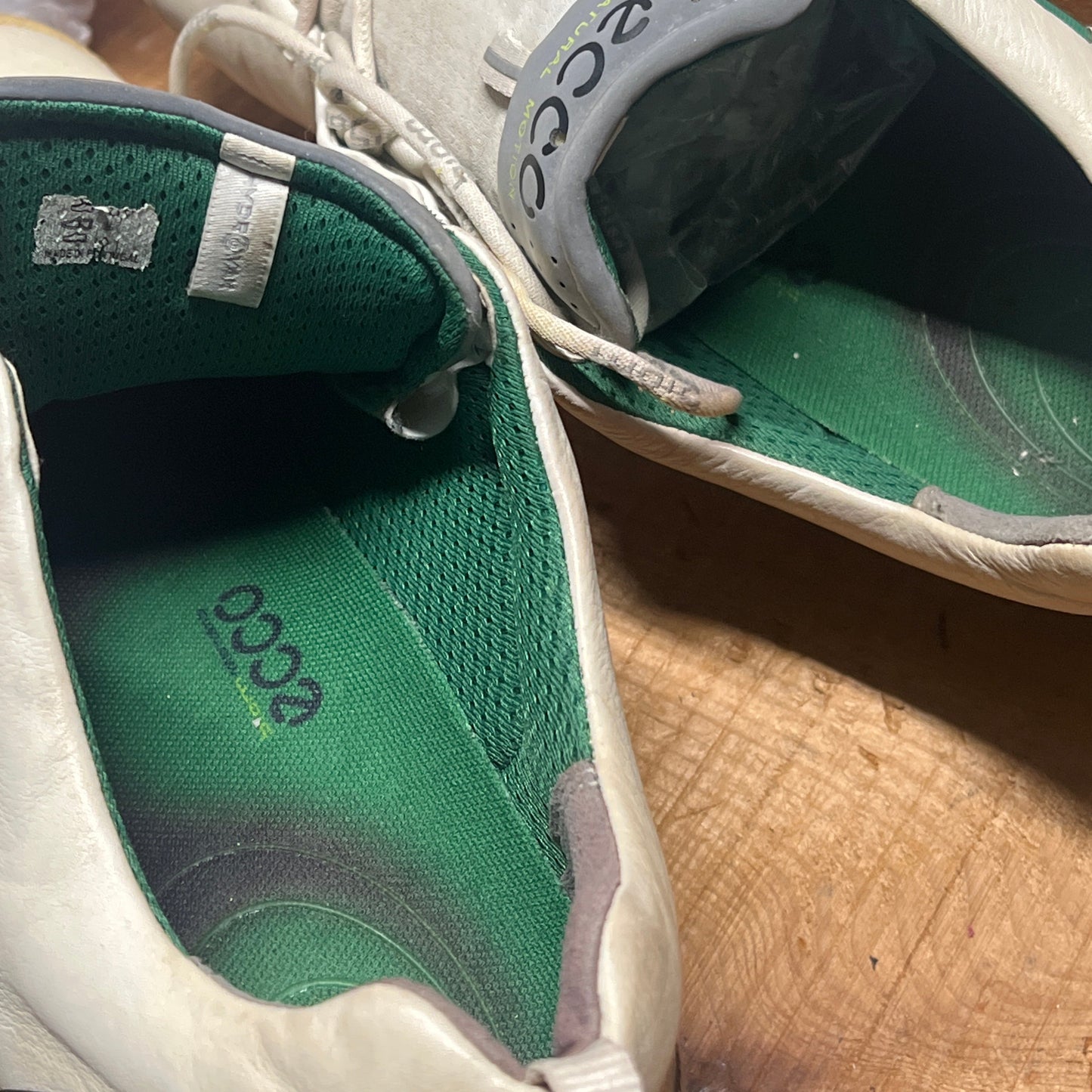 Men’s Ecco Biom Cleated Golf Shoe 44EU •White• Hydromax Yak Leather