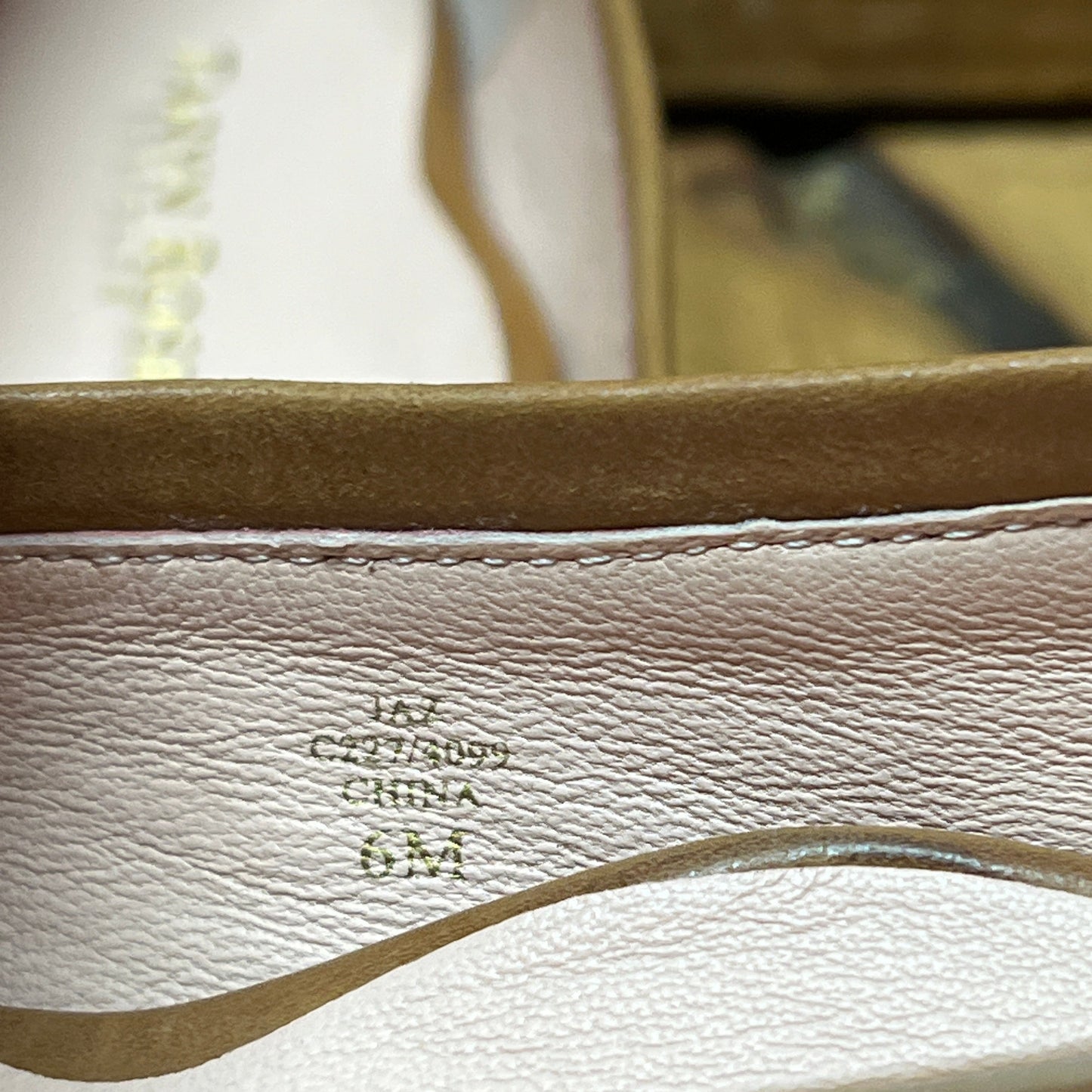 Taryn Rose - Traveler • Jaz • Slip-on 6M Tan Leather