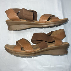 Comfortiva Women’s Keegan X-Strap Slip-on Sandal 9M Tan Leather/Stretch