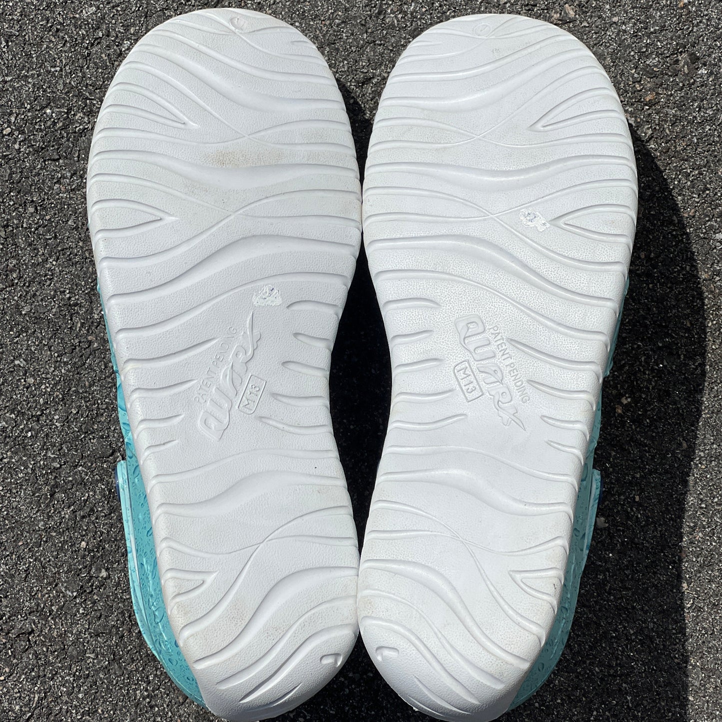 Men’s •Quarky• EVA Clog Size 13 White/ Blue Splash