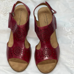 COMFORTIVA Women's •Felda• Sandal 7.5M Red Leather