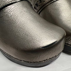 Women’s Nurse Mates chelsea Pillow-top Clog 10M Anthracite Leather