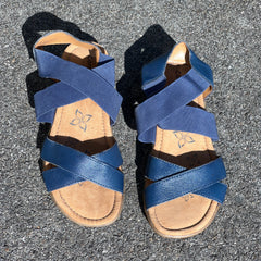 Comfortiva Women’s Keegan X-Strap Slip -on Sandal 8W Navy Leather/Stretch