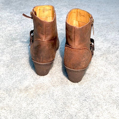 SoftSpots Women's •Saffron• Bootie 8.5M Coffee Leather
