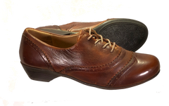 COMFORTIVA Women's •Reddell• Brogue Oxford 10M Brown Multi Leather