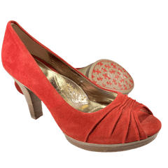 SOFFT Women's •Madeline• Platform Pump Red Suede