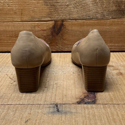 Taryn Rose • Joy  • Pump 6M Tan Leather