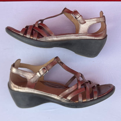 Woman’s Ecco  Strappy Wedge Sandal 39M Metallic Leather