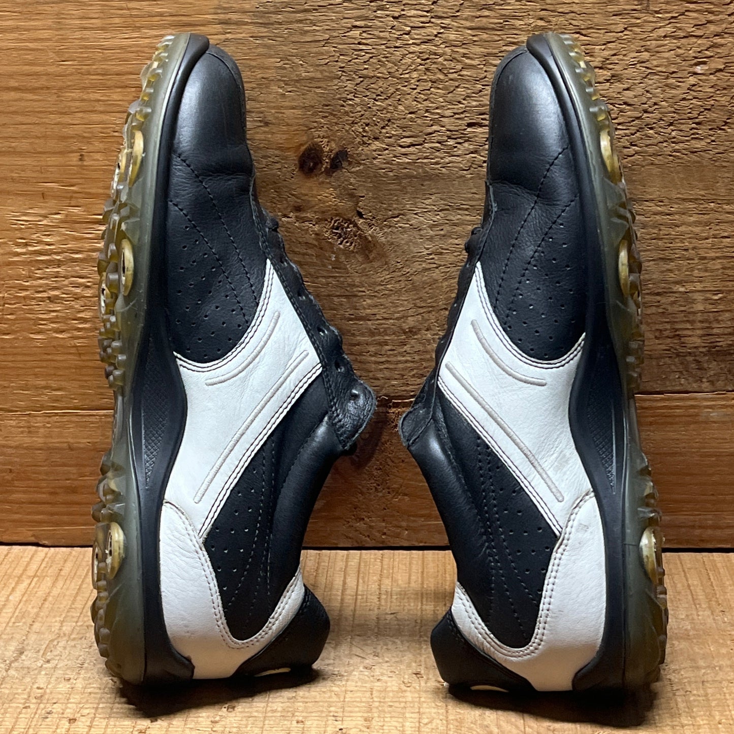 Men’s Ecco Hydomax Cleated Golf Shoe • Black/White Leather • Size 44