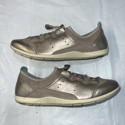Women’s ECCO Bluma Toggle Lace  Slip-on  40EU Champagne Metallic Leather