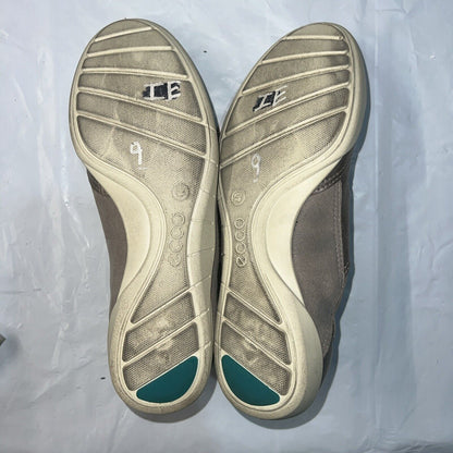 Women’s ECCO Bluma Toggle Lace  Slip-on  40EU Champagne Metallic Leather