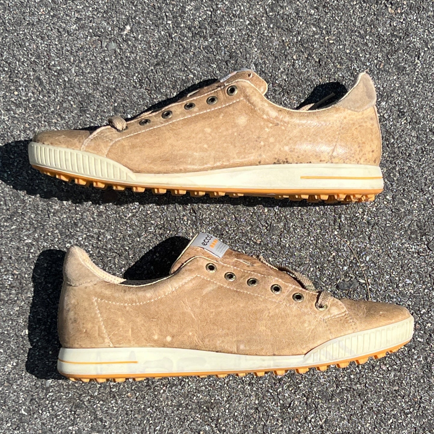 Men’s Ecco Street Premier Cleat-less Golf Shoe 45EU • Tan Leather