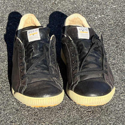 Men’s Ecco Street Premier Cleat-less Golf Shoe 45EU • Black  Leather