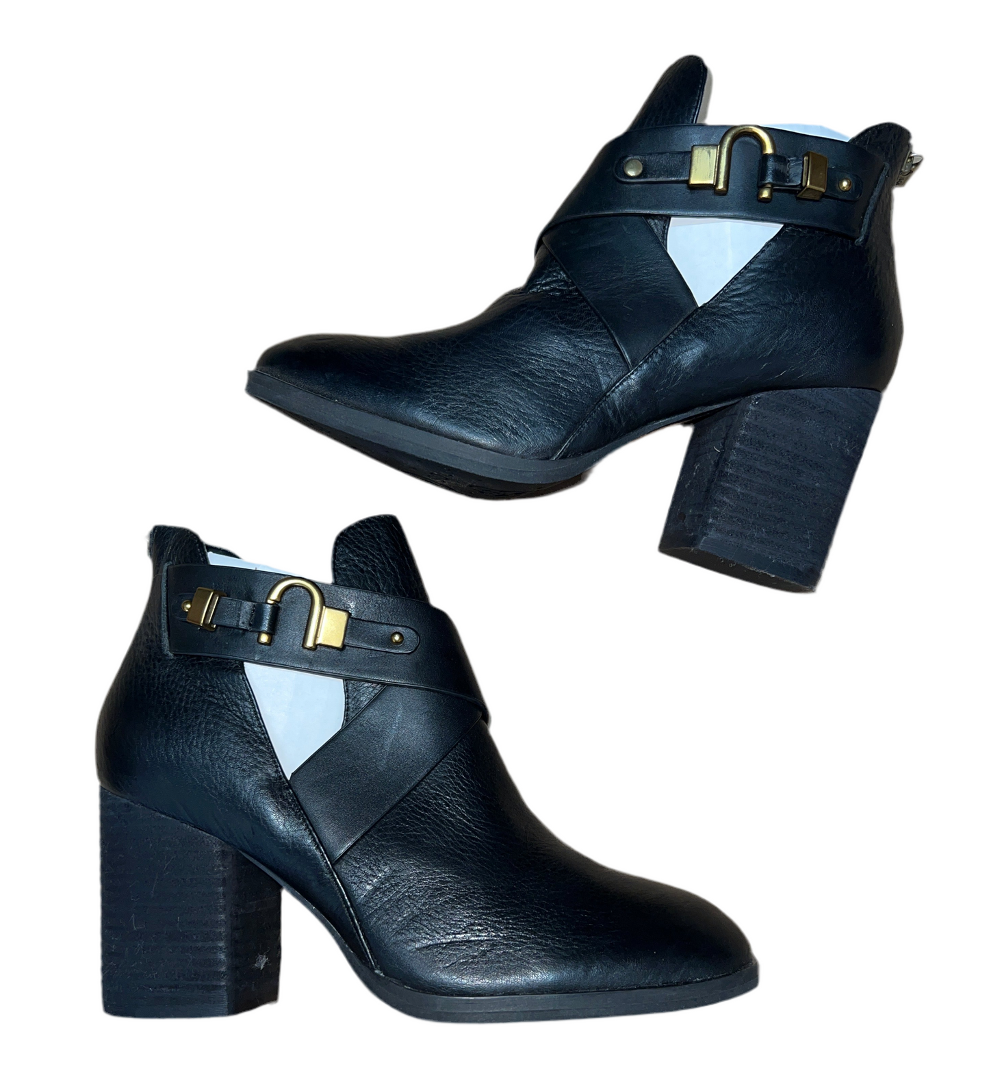 Isola Women's •Larkin• Split Shaft Bootie Black Leather 9M