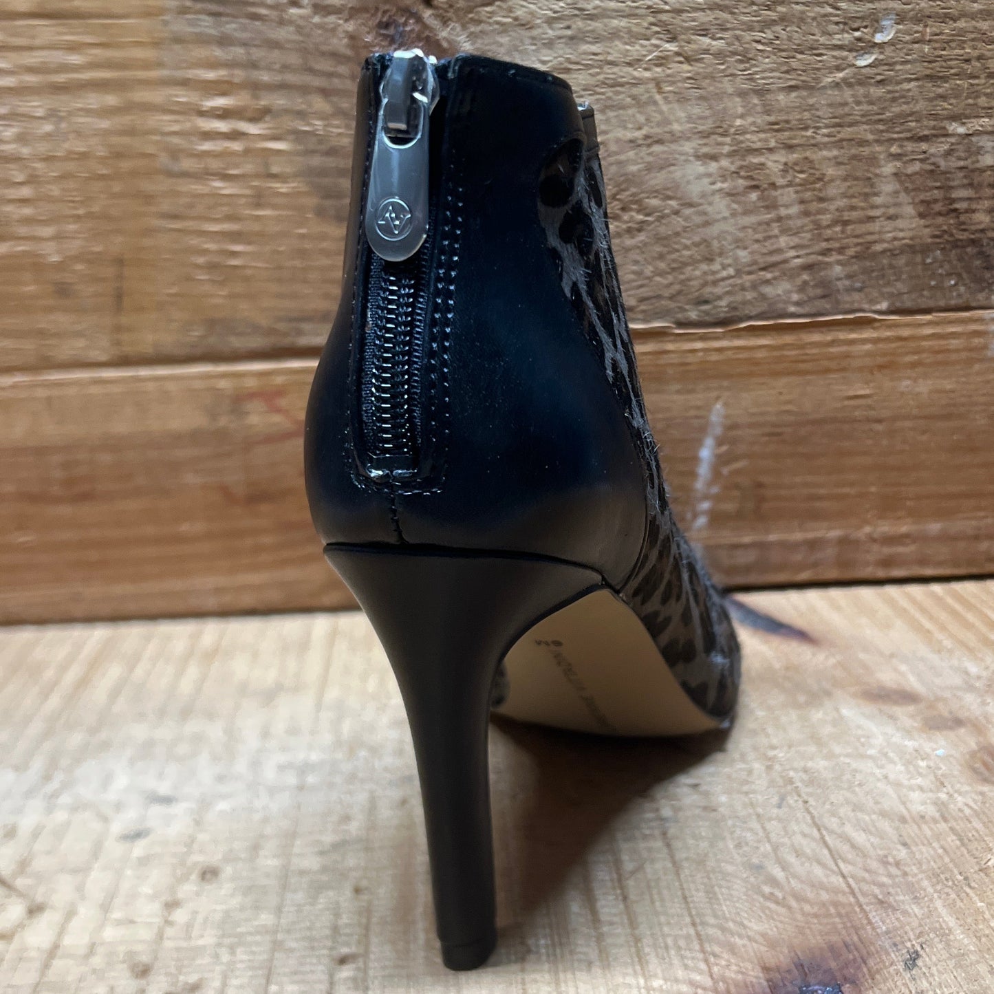 ADRIENNE VITTADINI Women's  •Nyla• 6M Ankle Bootie Flint-grey/Black  Pony Fur-Leather