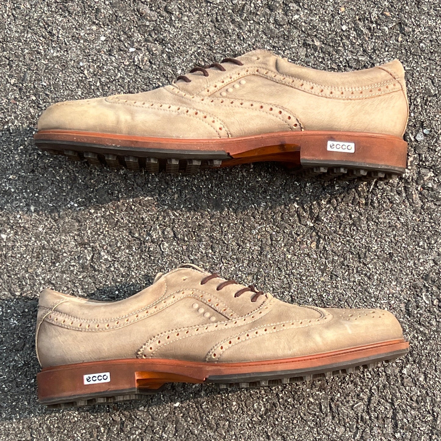Men’s Ecco Wing-Tip  Cleat-less Golf Shoe 44EU • Taupe NuBuck • Hydromax Leather