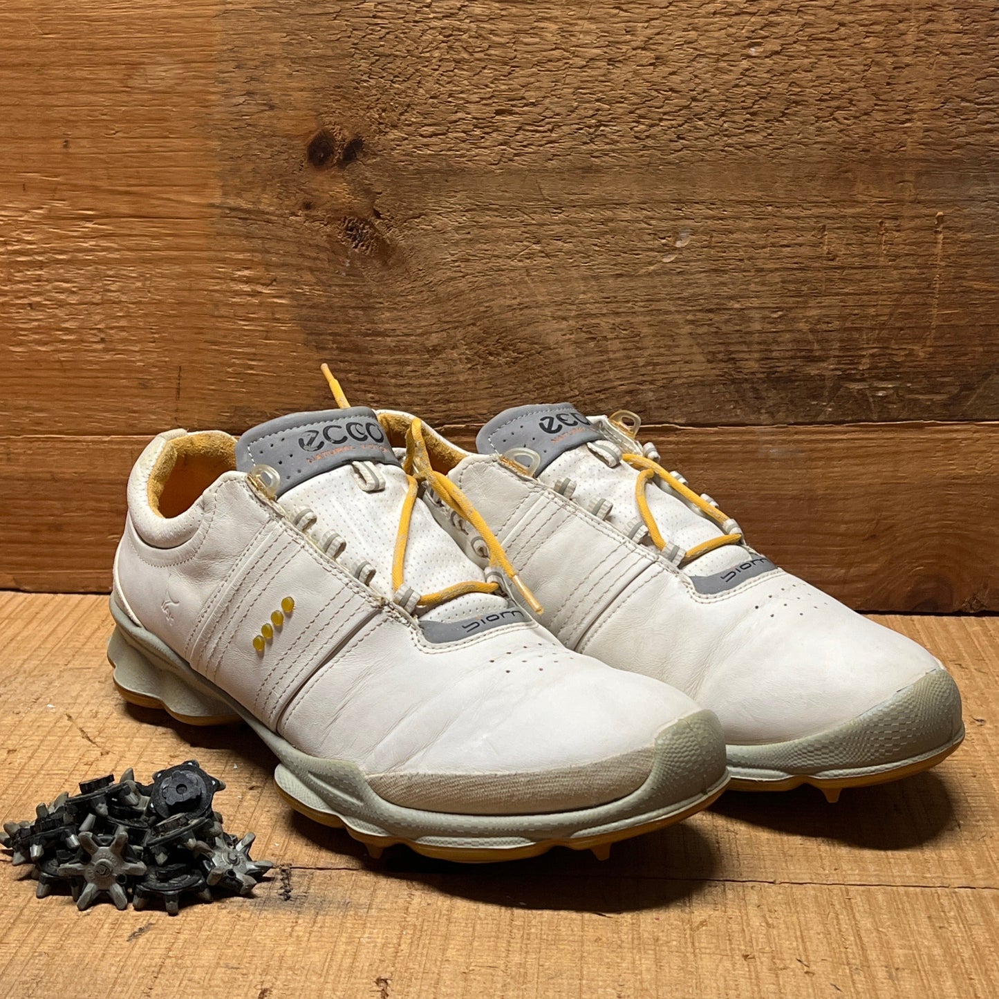 Men’s Ecco Biom Cleated Golf Shoe  44EU •White/Grey/Citron• Hydromax Yak Leather