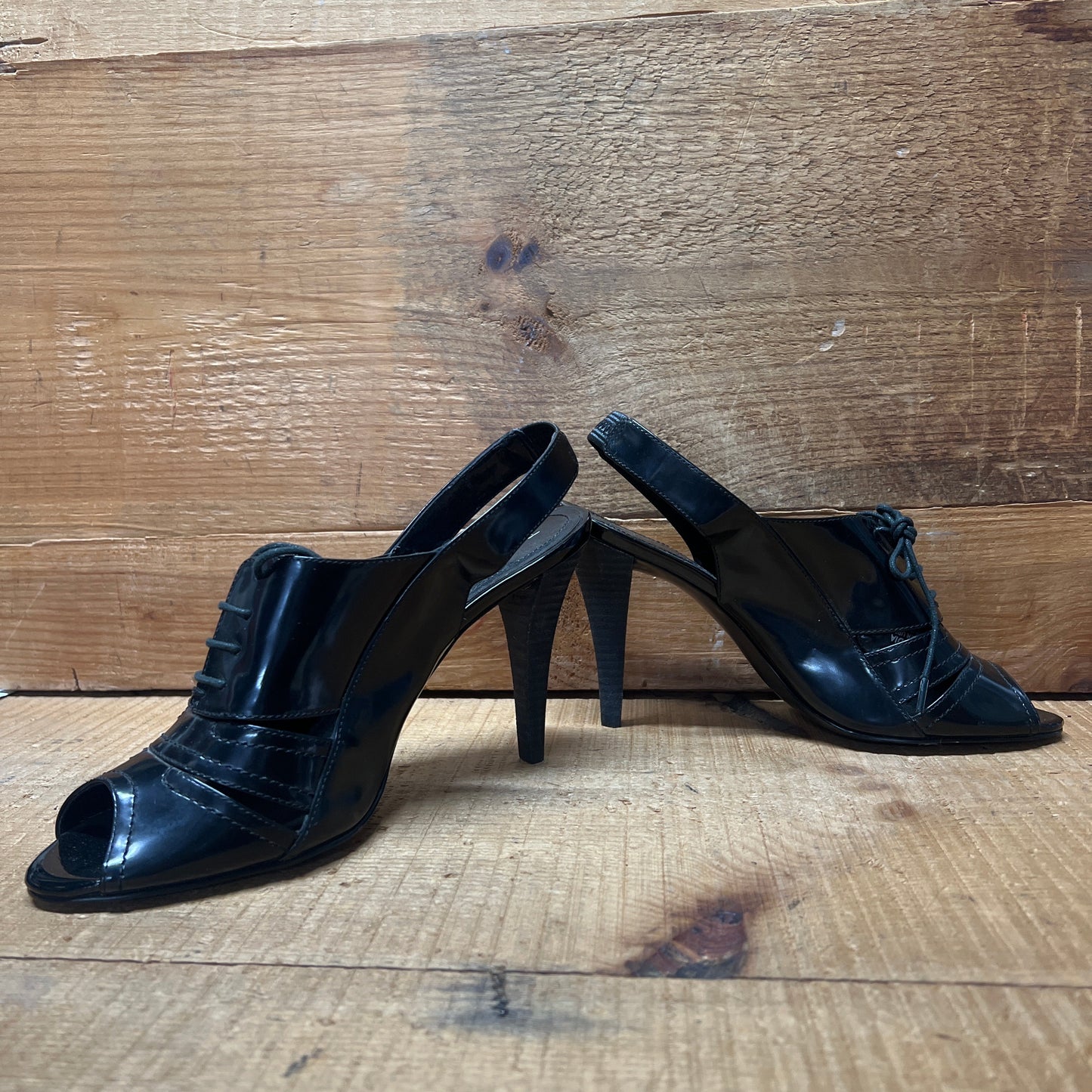 Women's Tahari •Claudia• Peep-Toe Sling-back 8M Black Patent Leather