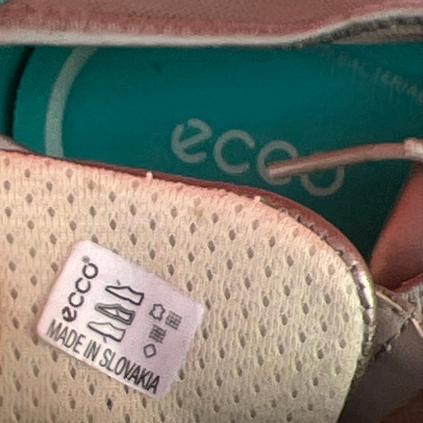 Woman’s Ecco  ECCO Bluma  Lace Oxford  39M Metallic Taupe Mesh/Leather