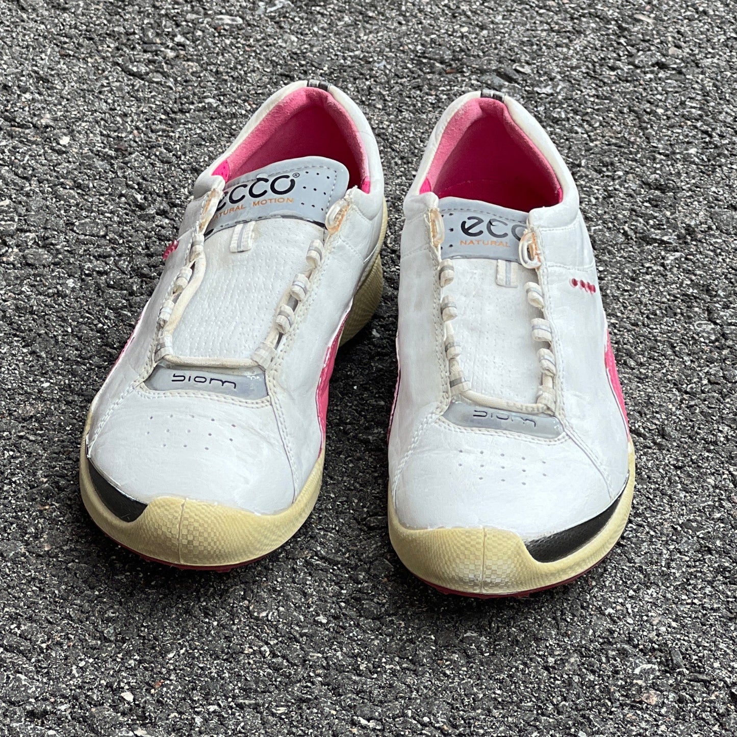 Women’s Ecco  Biom Spikeless Golf Shoes 36EU -White/Pink- Hydromax Yak Leather