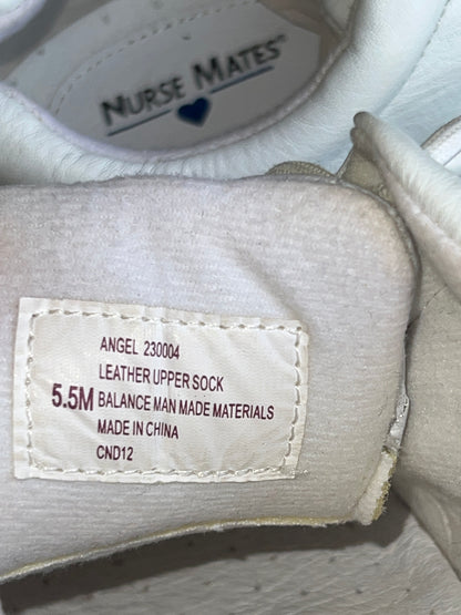 Women's  NURSE MATES  •Angle • All-day Comfort Oxford 5.5M  White Leather