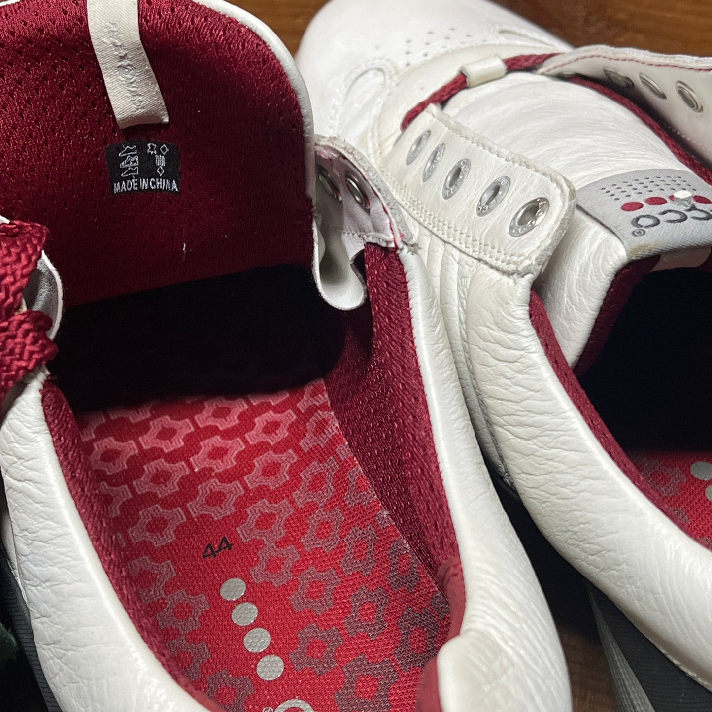 Men’s Ecco  Premier Cleat-less Golf Shoe 44EU •White/ Grey• Hydromax  Leather