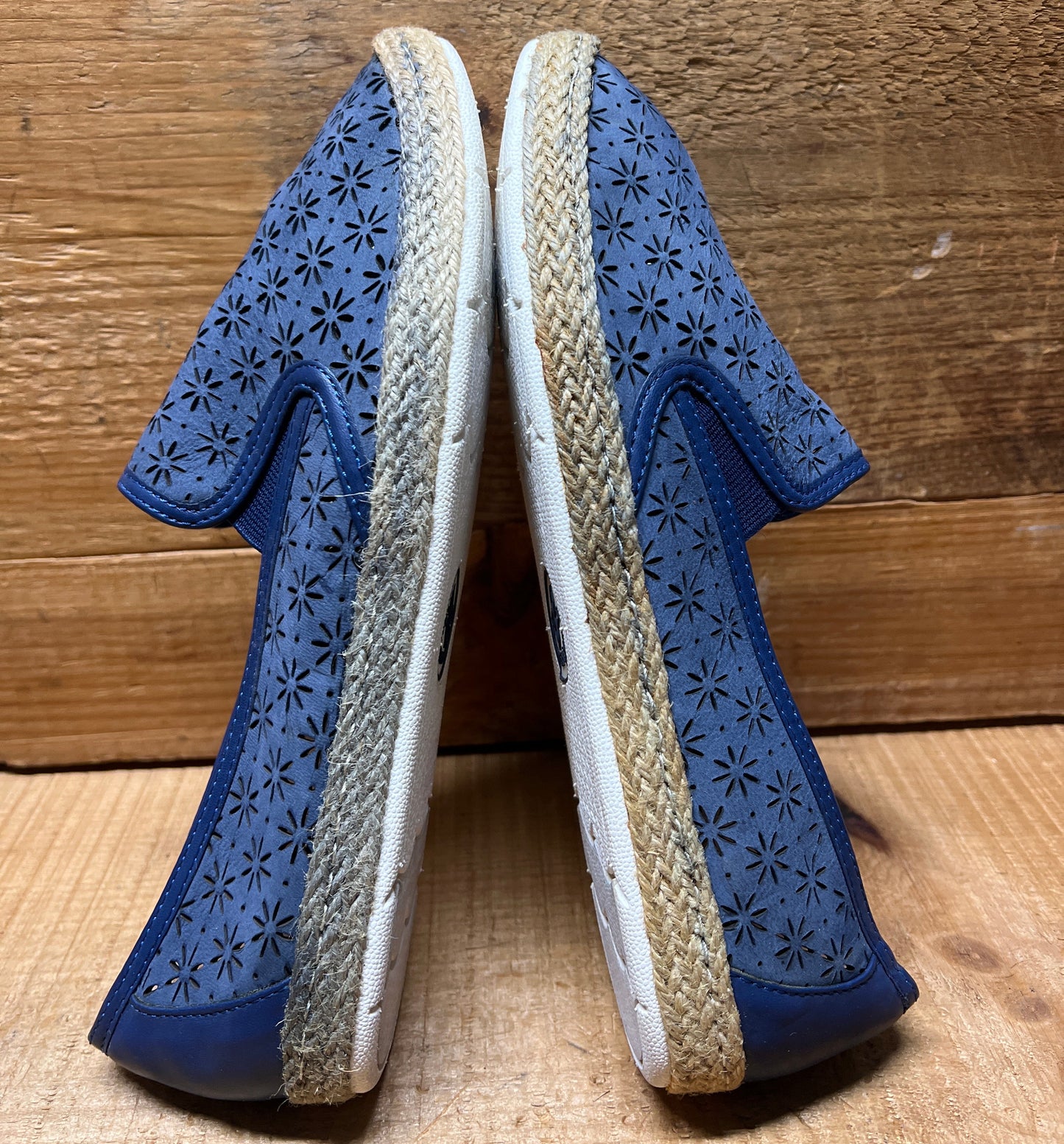 COMFORTIVA Women's •Sifton• Slip-on Espadrille 10M Navy Nubuck Leather