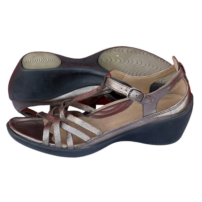 Woman’s Ecco  Strappy Wedge Sandal 39M Metallic Leather