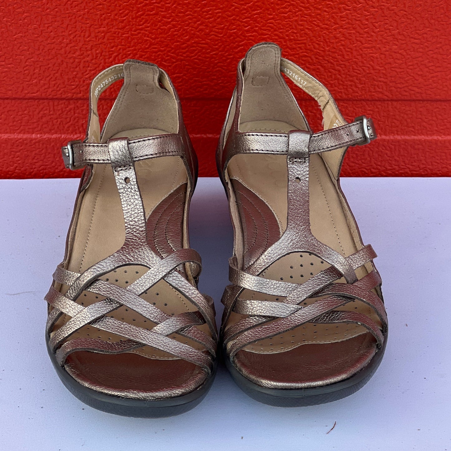 Woman’s Ecco  Strappy Wedge Sandal 39M Metallic Leather