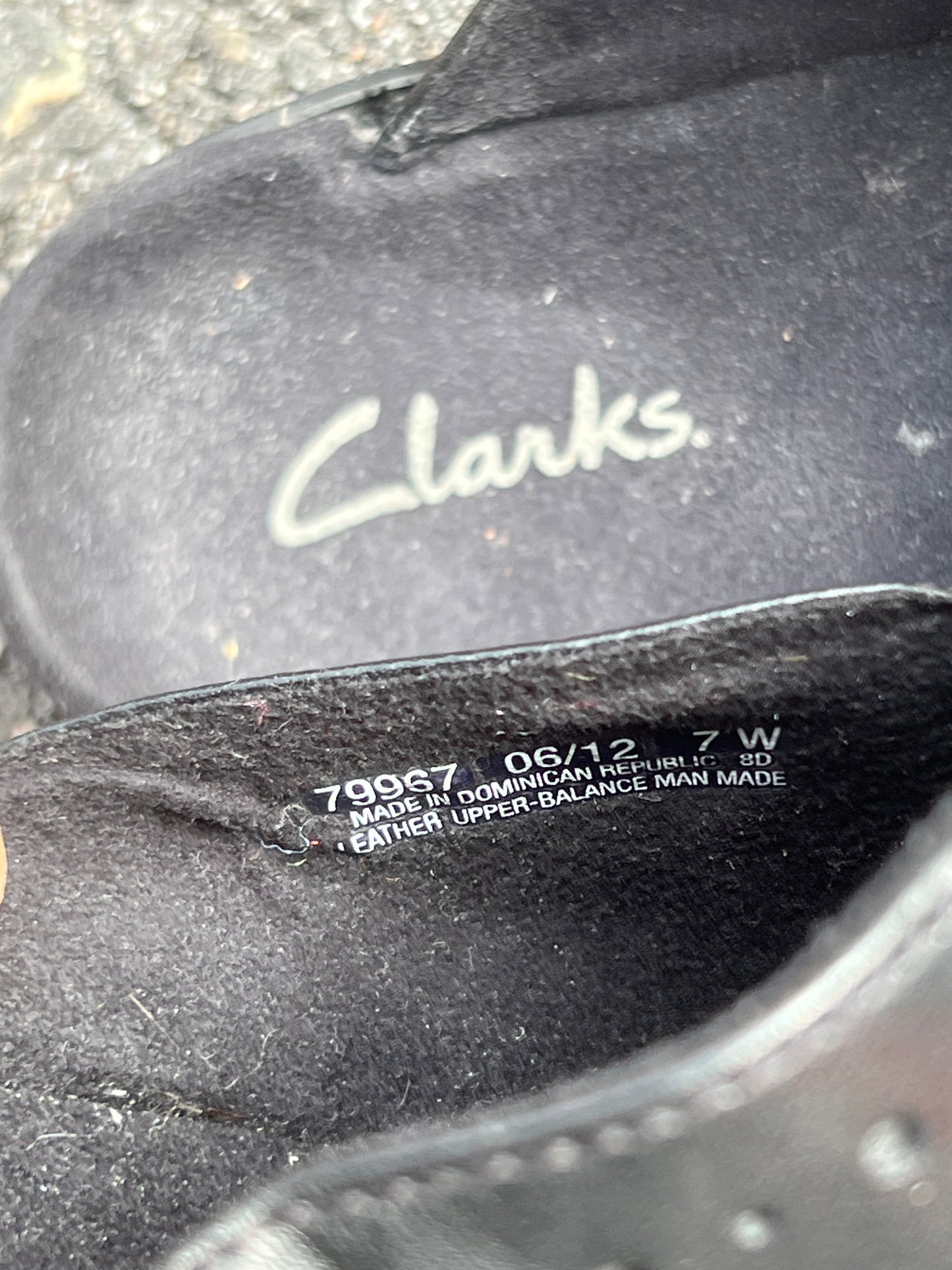 Woman’s  Clarks  Open-back Clog. 7W Black Leather