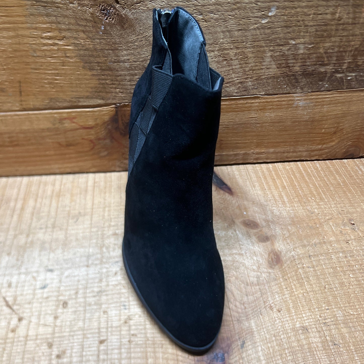 ADRIENNE VITTADINI Women's  •Trinie• Black Suede Leather  Ankle  Bootie 6M