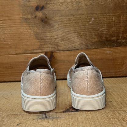 Woman’s Sofft Somers twin gore Slip-on  8.5M Blush Reptile Embossed Leather