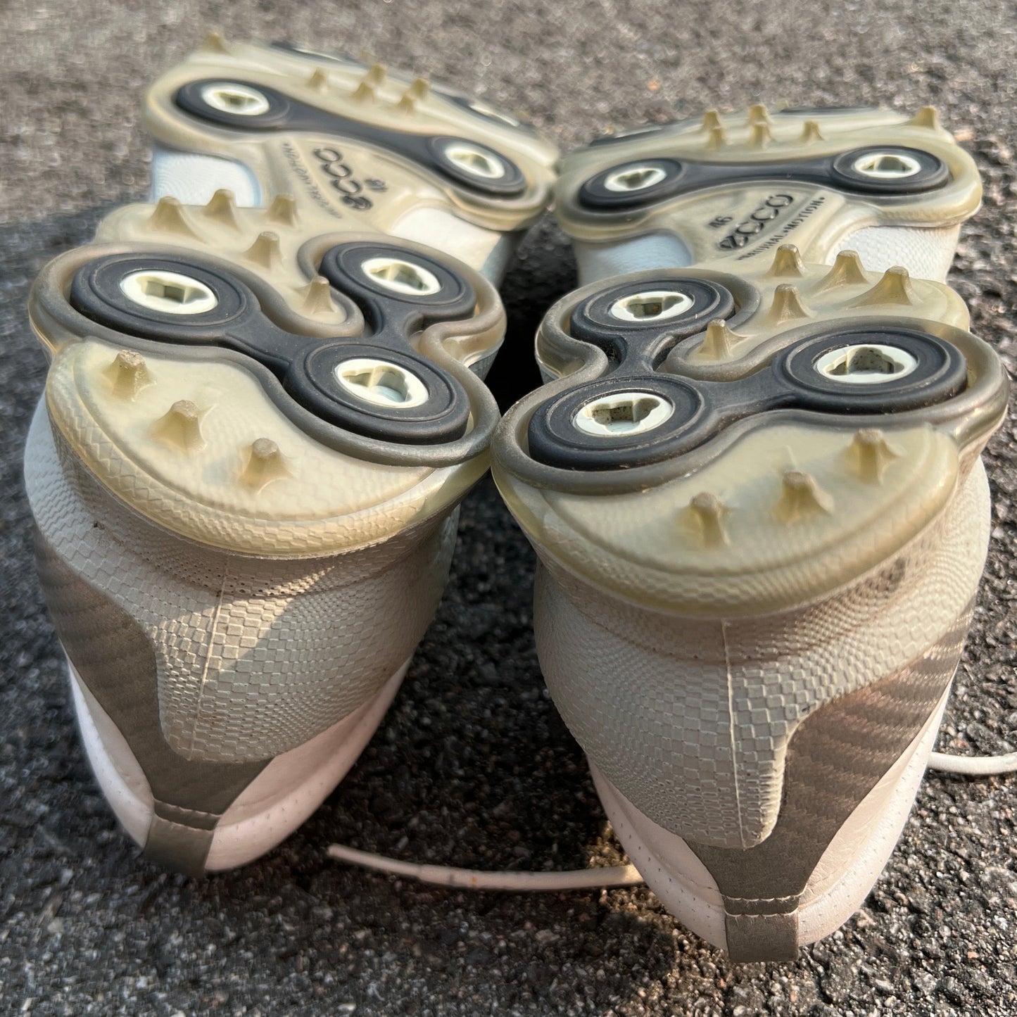 Men’s Ecco Biom Cleated Golf Shoe  46EU• White/Grey • Hydromax Yak Leather