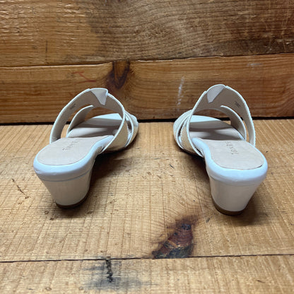 Taryn Rose • Olig • Patent Leather Slide 6M  Winter White/White Leather