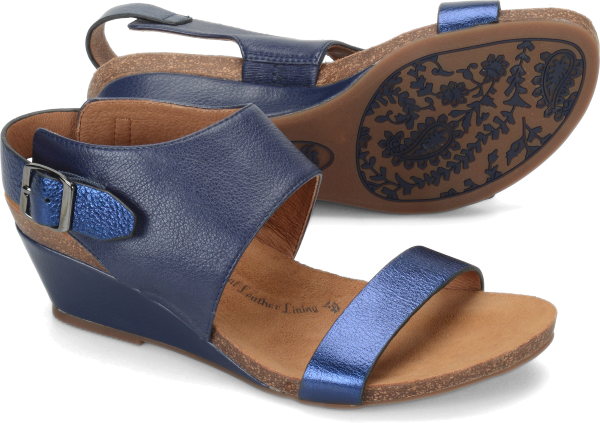 SOFFT Women's •Vanita• Wedge Sandal - ShooDog.com